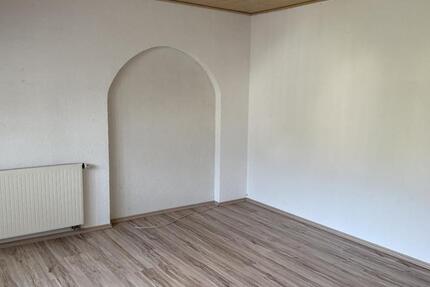 Wohnung Wilnsdorf - 7 Zimmer, 165 m&sup2;, 195.000&euro; | Angebot:26994743