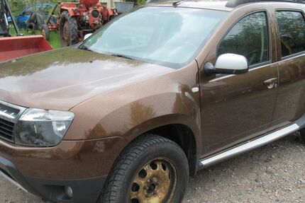 Dacia Duster 200.000 km 4.250 &euro; Eisfeld 98673