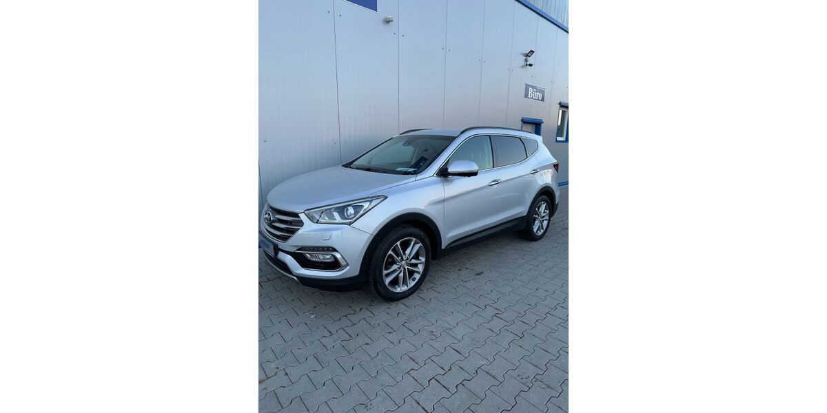 Hyundai SANTA FE 74.074 km 22.299 &euro; Berlin 13055