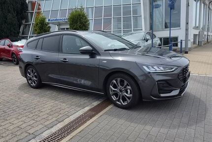 Ford Focus 23.000 km 23.990 &euro; Bautzen 02625