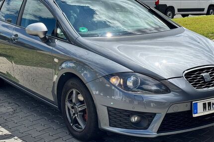 Seat Leon 250.000 km 4.800 € Wiesbaden 65195