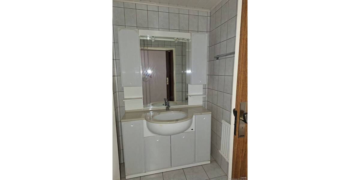 Einfamilienhaus Greding - 9 Zimmer, 211 m&sup2;, 547.000&euro; | Angebot:26658846