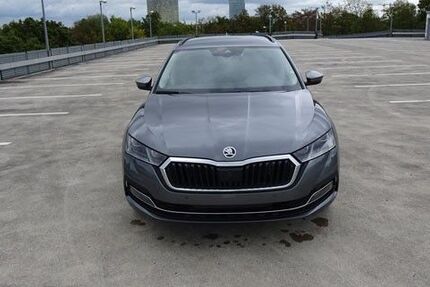 Skoda Octavia 20.000 km 38.880 &euro; München 80686