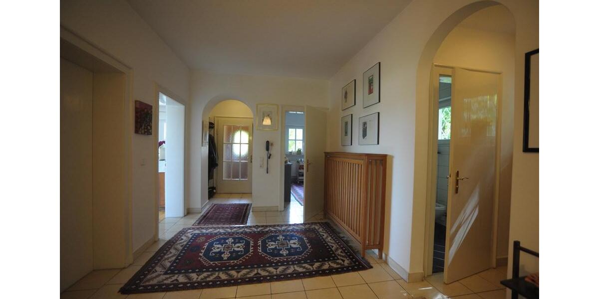 Einfamilienhaus Bad Kissingen - 6.5 Zimmer, 210 m&sup2;, 560.000&euro; | Angebot:26904800