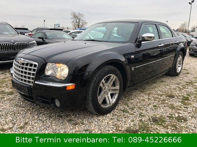 Chrysler 300C 106.427 km 10.990 &euro; München 81827