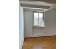 Gemütliche Dachgeschoßwohnung mit Galerie und Balkon in Aichach