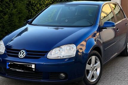 VW Golf 90.000 km 4.899 &euro; Markt Erlbach 91459