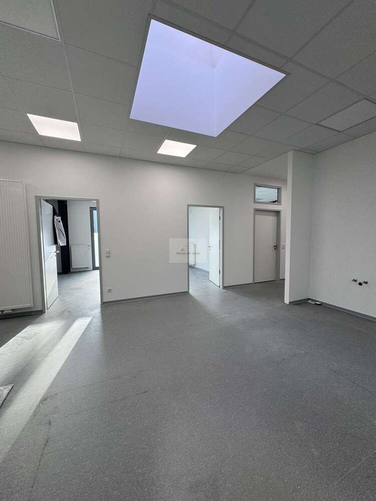 Büro in Heilbronn 2.400 € 295 m²