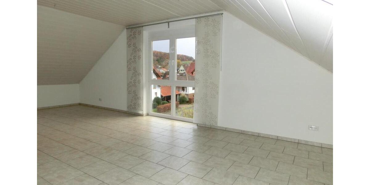 Dachgeschoßwohnung Groß-Umstadt Umstadt - 2 Zimmer, 70 m&sup2;, 630&euro; | Angebot:25380880