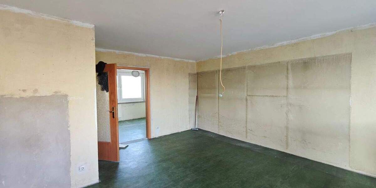 Etagenwohnung Nossen Rhäsa - 4 Zimmer, 73 m&sup2;, 50.000&euro; | Angebot:25837066