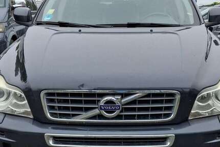 Volvo XC90 299.000 km 7.700 € Berlin 13597