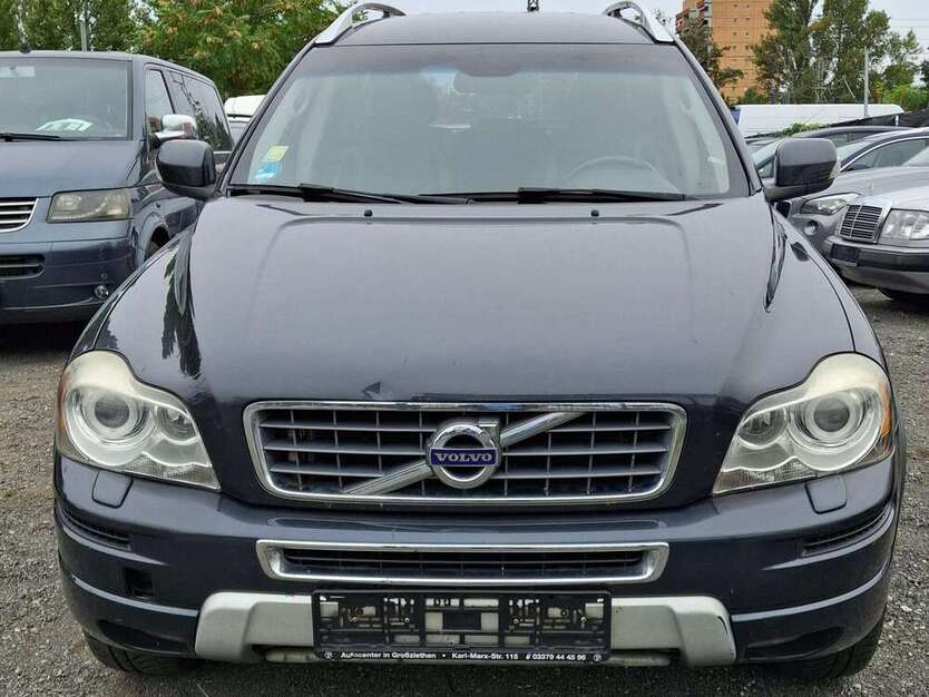 Volvo XC90 299.000 km 7.700 € Berlin 13597