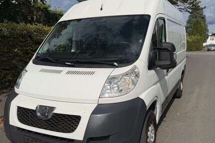 Peugeot Boxer 219.000 km 3.999 &euro; Paderborn 33100