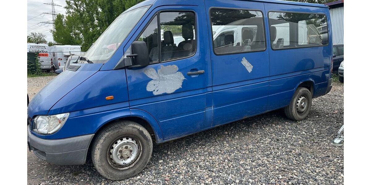 Mercedes-Benz Sprinter 311.827 km 4.450 &euro; Frankfurt am Main 60486