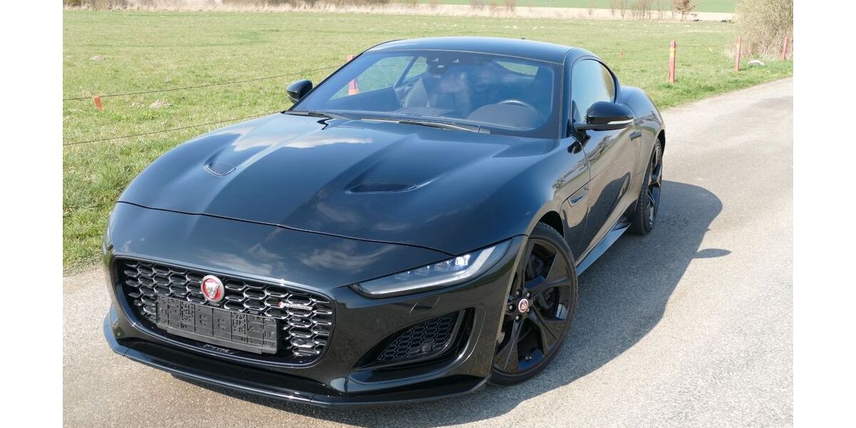 Jaguar F-Type 5.000 km 67.900 &euro; Regensburg 93053