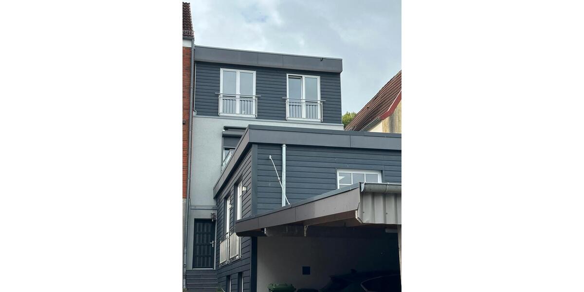 Einfamilienhaus Schleswig - 9 Zimmer, 257 m&sup2;, 2.250&euro; | Angebot:26458911