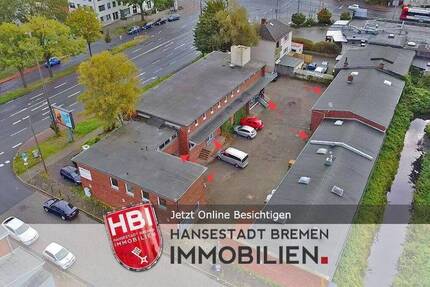 Neustadt Zwei geräumige Gebäude: Zentrale Gewerbeeinheit mit Stellplätzen und großzügiger Zufahrt