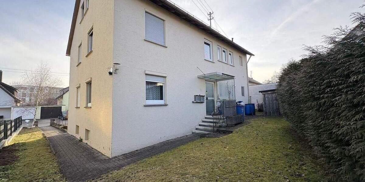 Großzügiges Mehrfamilienhaus mit solider Bausubstanz - auch für Investoren interessant! 1 zimmer