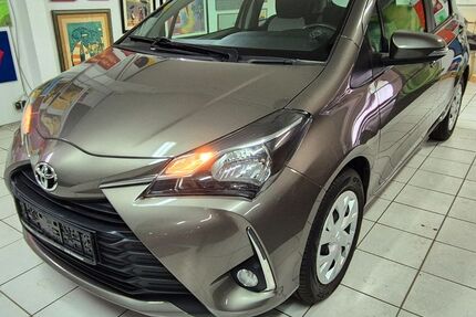 Toyota Yaris 81.800 km 11.900 € Mayen 56727
