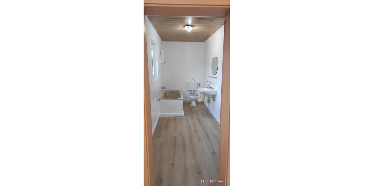 3 Zimmerwohnung mit Seperaten Eingang und Garten 3 zimmer