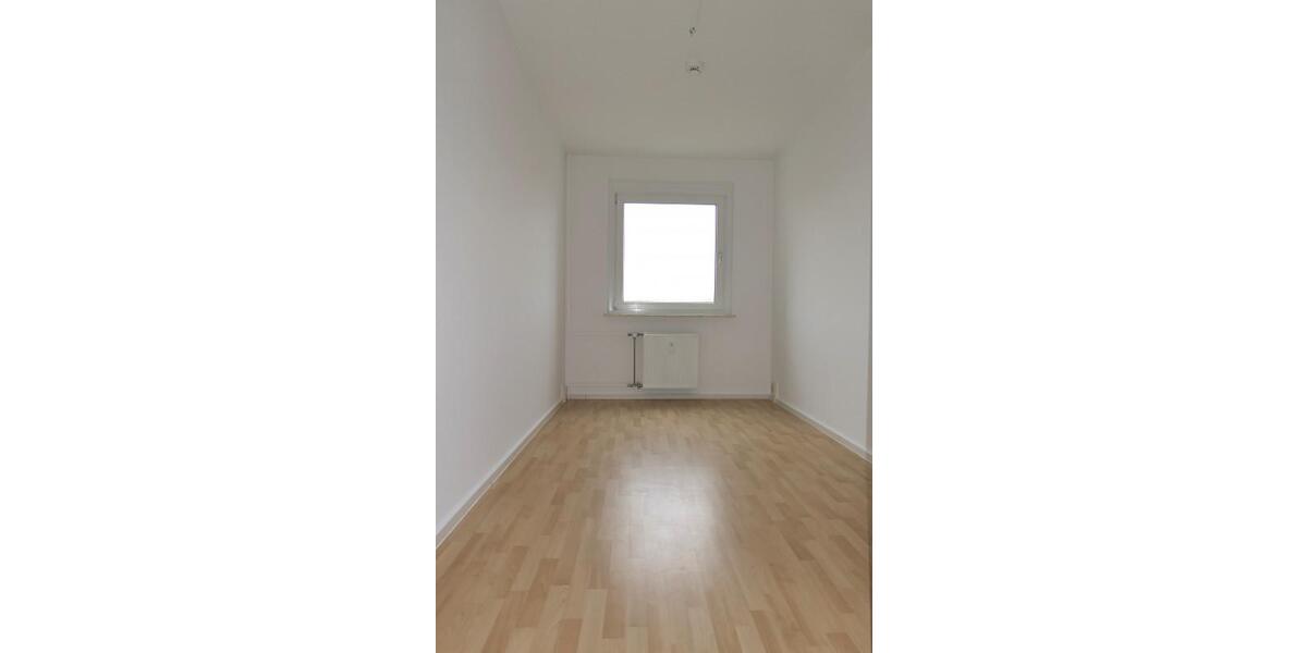Etagenwohnung Dessau-Roßlau Dessau - 4 Zimmer, 84 m&sup2;, 460&euro; | Angebot:26162216