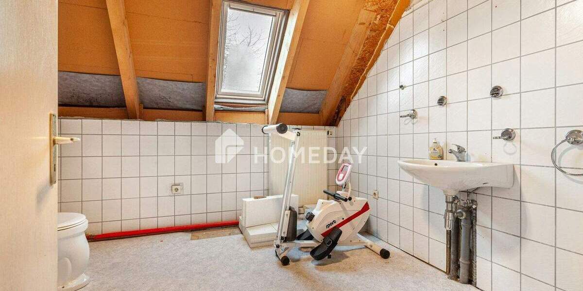 Einfamilienhaus Oberviechtach Schönthan - 6 Zimmer, 200 m&sup2;, 300.000&euro; | Angebot:25471636