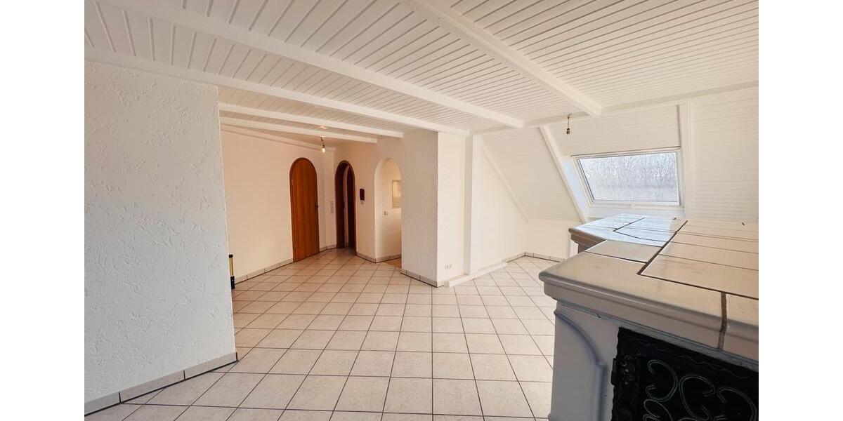 Dachgeschoßwohnung Ensdorf - 2 Zimmer, 60 m&sup2;, 600&euro; | Angebot:26398759