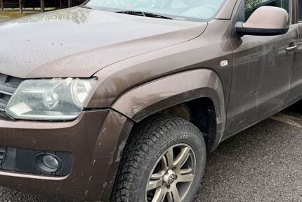 VW Amarok 313.000 km 8.000 &euro; Zwenkau OT Löbschütz 04442