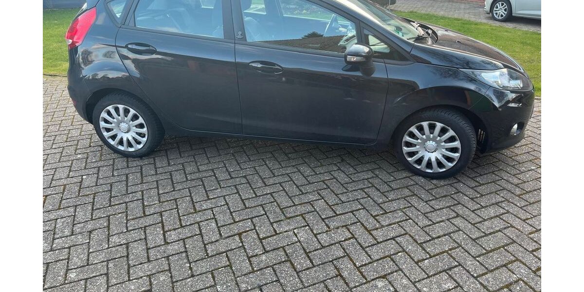 Ford Fiesta 120.000 km 3.400 &euro; Visbek 49429