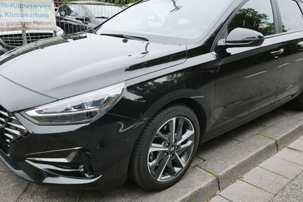 Hyundai i30 60.100 km 12.450 &euro; Mönchengladbach - Odenkirchen 41199