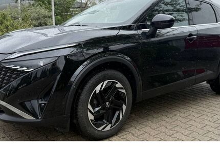 Nissan Qashqai 19.837 km 28.990 &euro; Fürstenwalde 15517