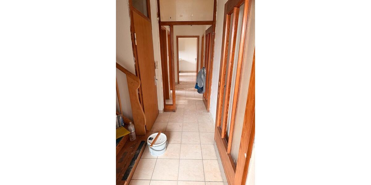 Etagenwohnung Erbach - 6 Zimmer, 160 m&sup2;, 1.300&euro; | Angebot:24983173