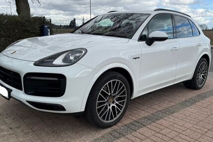 Porsche Cayenne 58.000 km 67.900 &euro; Würselen 52146