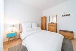 LuxusWohnung mit zwei Zimmern!