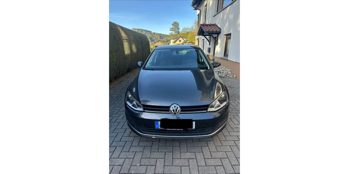 VW Golf 121.500 km 11.000 &euro; Wasungen 98634