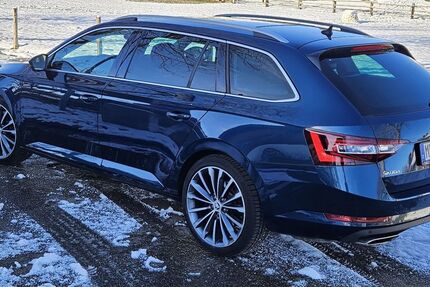 Skoda Superb 114.300 km 23.700 € Holzkirchen 83607