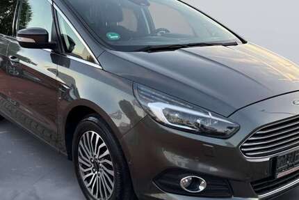 Ford S-Max 106.000 km 17.790 &euro; Bielefeld 33609