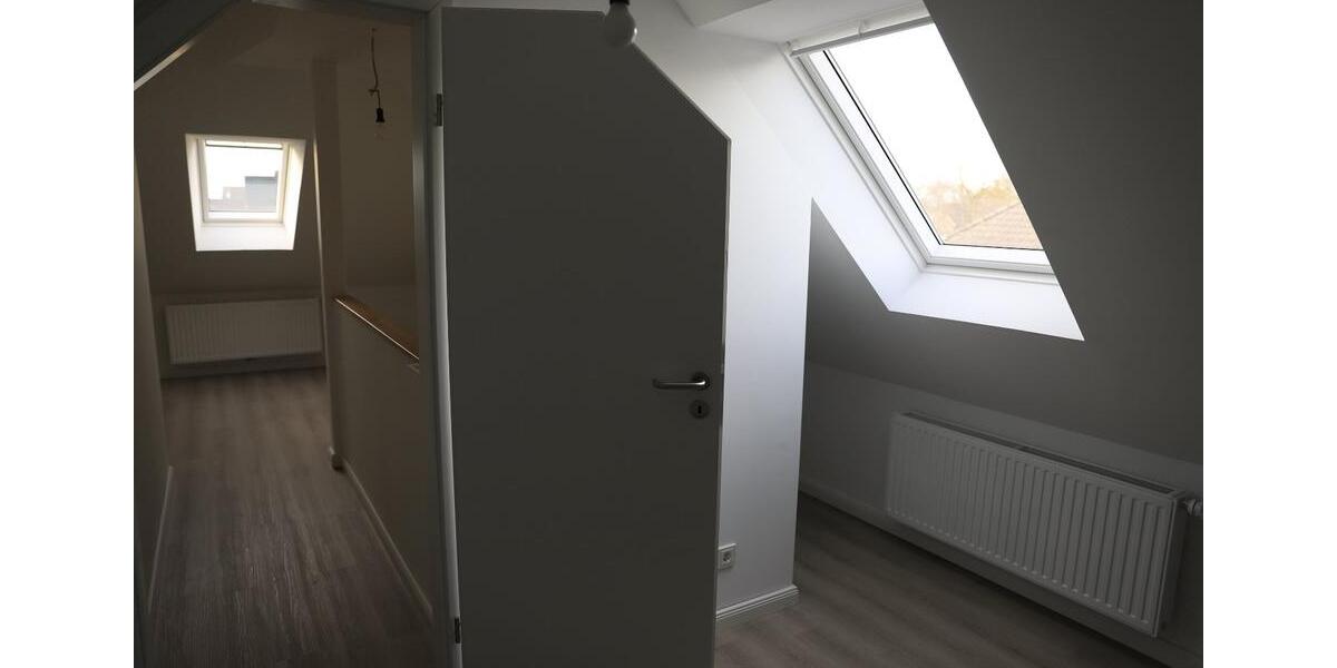 Bungalow Butjadingen - 5 Zimmer, 149 m&sup2;, 1.300&euro; | Angebot:24708252