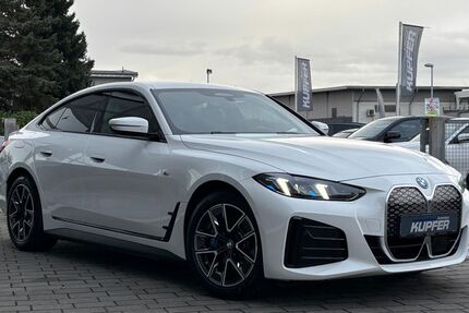 BMW i4 22.660 km 48.900 &euro; Vaihingen / Enz 71665