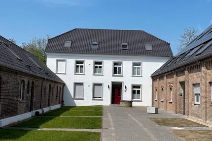 Moderne Wohnung in besonderem Ambiente 3 zimmer