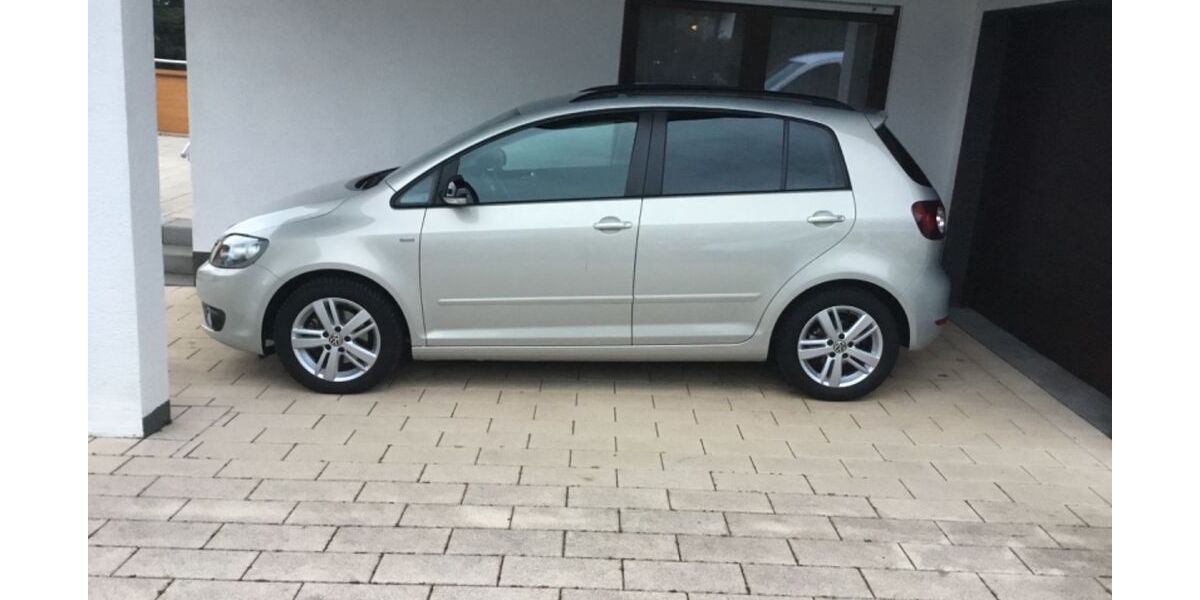 VW Golf Plus 48.800 km 9.650 &euro; Straßenhaus 56587