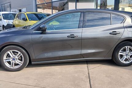 Ford Focus 80.000 km 14.990 &euro; Neuwied 56564