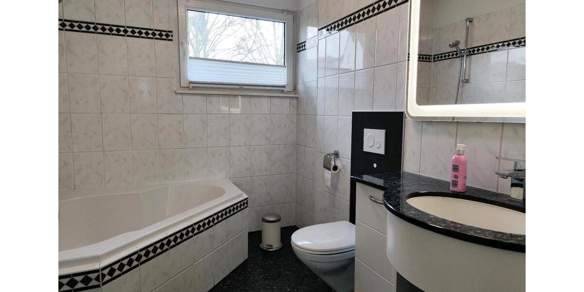 Einfamilienhaus Seevetal - 3 Zimmer, 145 m&sup2;, 1.850&euro; | Angebot:26255435