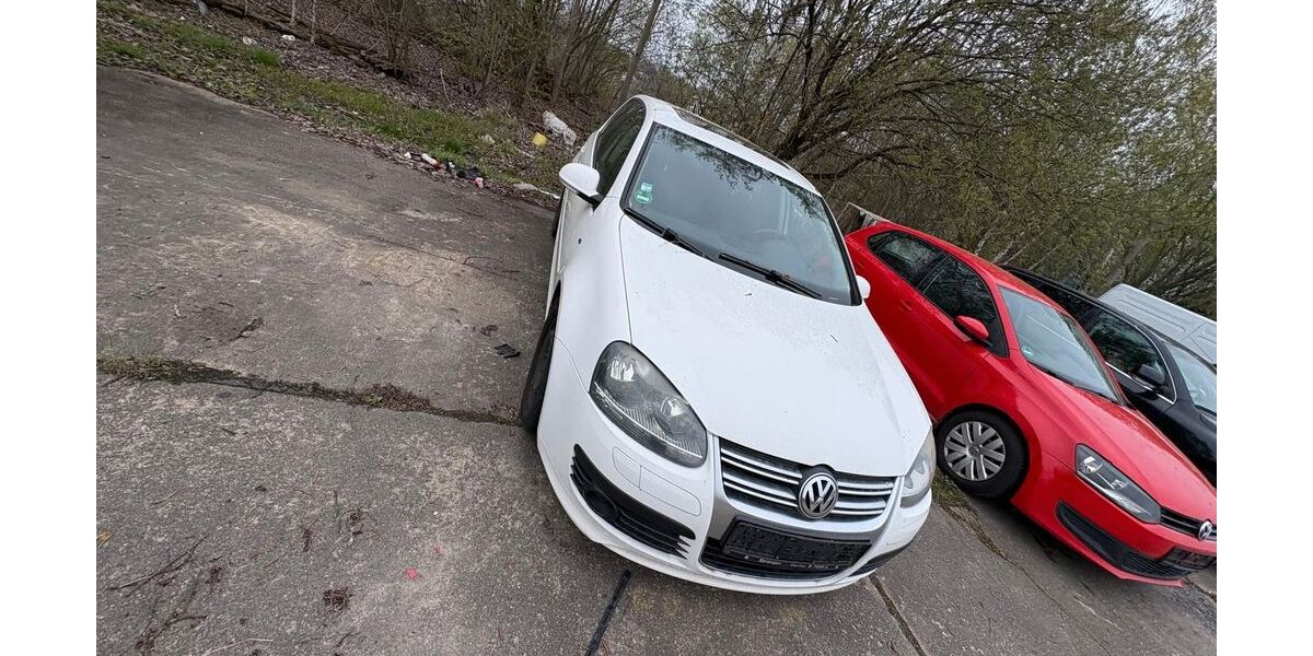 VW Golf 280.000 km 1.700 &euro; Chemnitz 09114