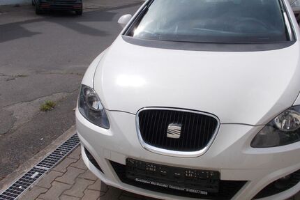 Seat Leon 138.868 km 3.890 &euro; Kitzingen 97318