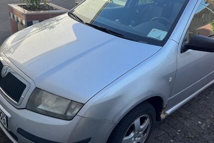 Skoda Fabia 242.000 km 600 &euro; Köln 50678