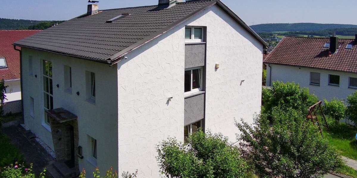 Einfamilienhaus Bad Kissingen - 7 Zimmer, 350 m&sup2;, 2.100&euro; | Angebot:25041179
