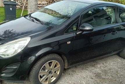 Opel Corsa 148.000 km 2.700 &euro; Ilmenau 98693