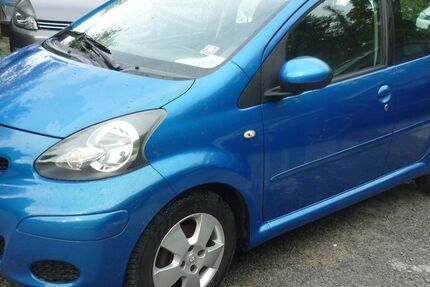 Toyota Aygo (X) 120.000 km 3.990 &euro; Estenfeld bei Würzburg 97230