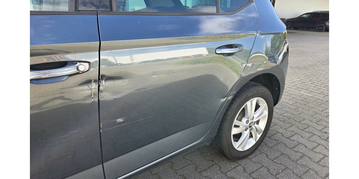 Skoda Fabia 1.0 TSI Car-Play/Android-Auto/Kamera 90.145 km 7.950 &euro; Wilsdruff 01723